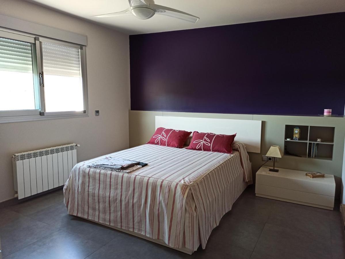 Casa Del Pueblo Villa Montichelvo Екстериор снимка