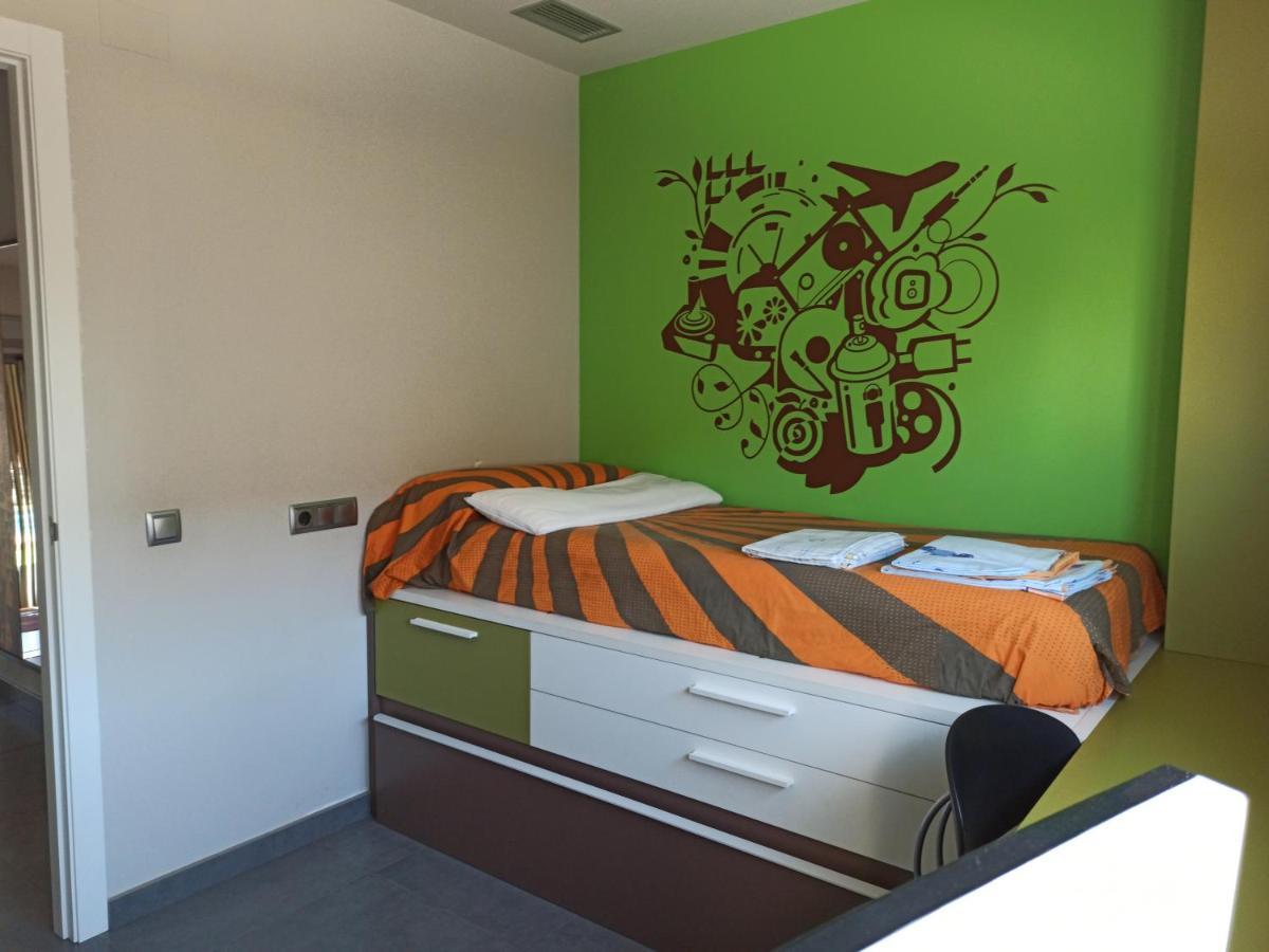 Casa Del Pueblo Villa Montichelvo Екстериор снимка