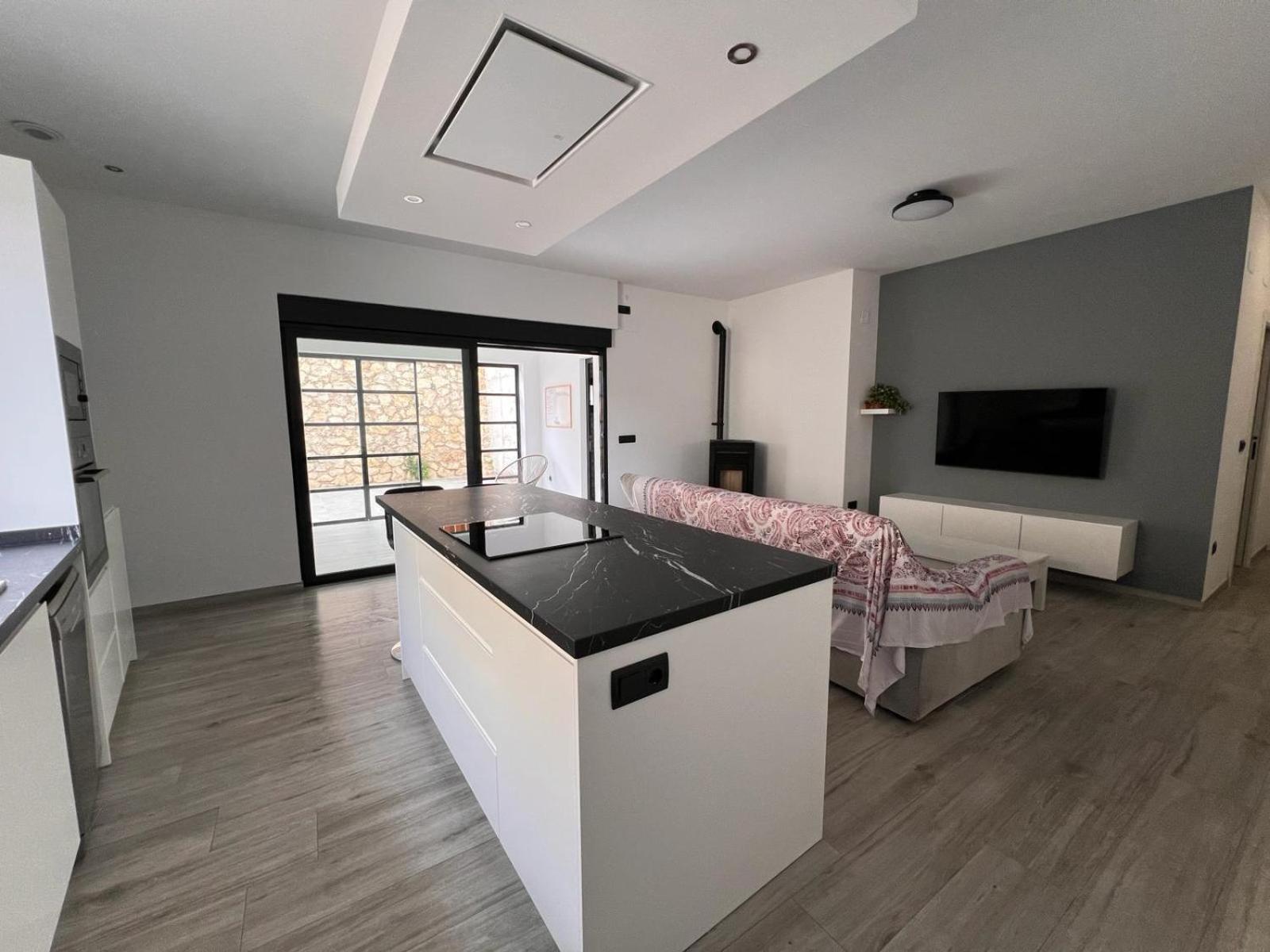 Casa Del Pueblo Villa Montichelvo Екстериор снимка