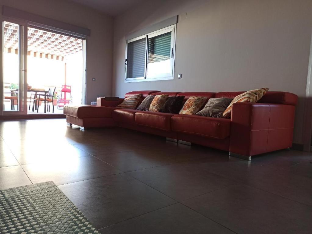 Casa Del Pueblo Villa Montichelvo Екстериор снимка
