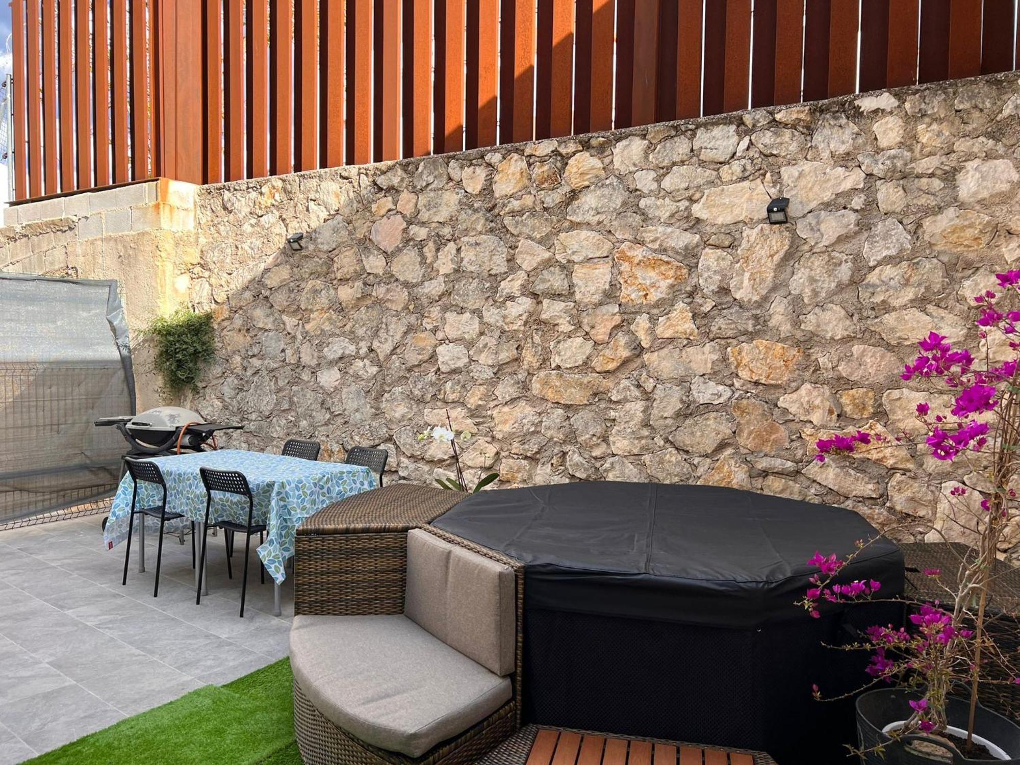 Casa Del Pueblo Villa Montichelvo Екстериор снимка